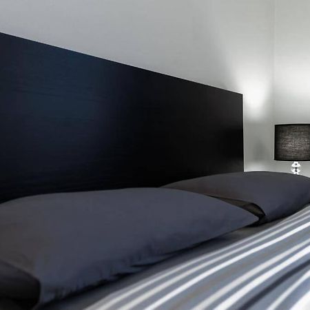 Apartamenty-Mi Crystal Varsavia Esterno foto