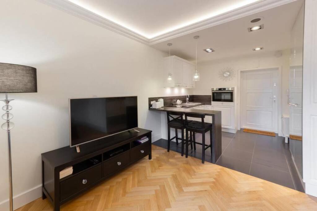 Apartamenty-Mi Crystal Varsavia Esterno foto